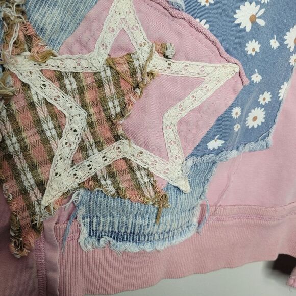 Bluevelvet pink oversized star plaid patch distressed v neck pullover Size Med - Picture 7 of 11